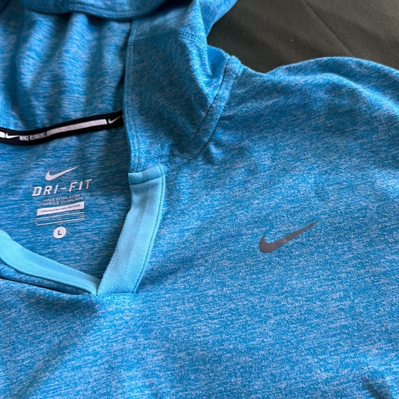Nike Running Pullover - Picture 2 of 5